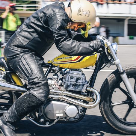 Montlhery Essenza by Ben Ott 45