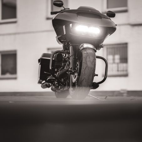 6  H D Duesseldorf X KODLIN Road Glide   02. Marz 2021  FOTO  C  BEN OTT  DC S5