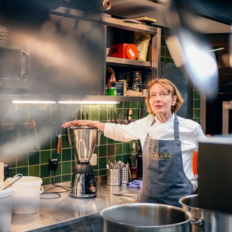 22  Kitchen ETS FLOHR at PIERBURG  25. Januar 2022  www.benott.de  NIKON Z fc