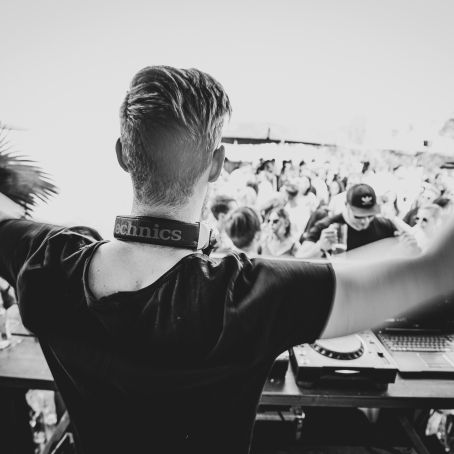 Rooftop Vibes 3